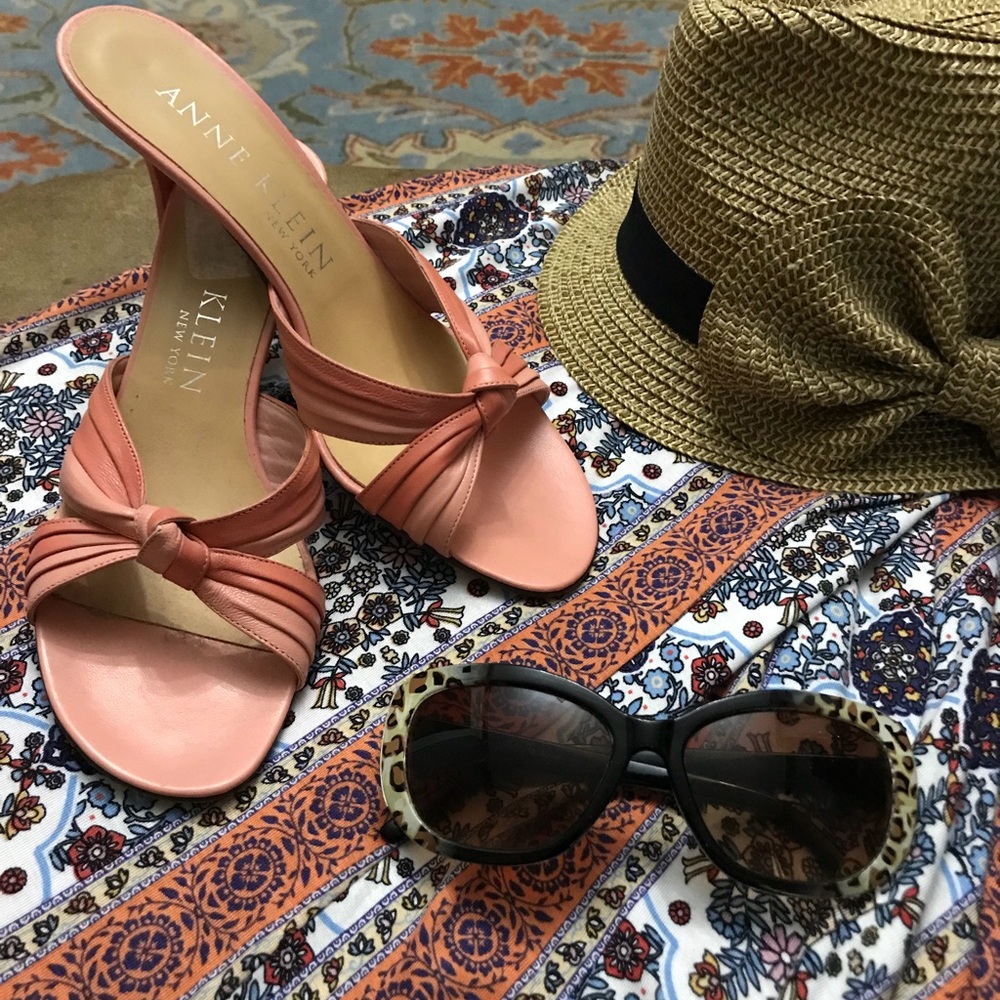 Pretty Anne Klein Heels Made in Italy